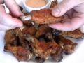 /c7dded915d-how-to-eat-a-chicken-wing